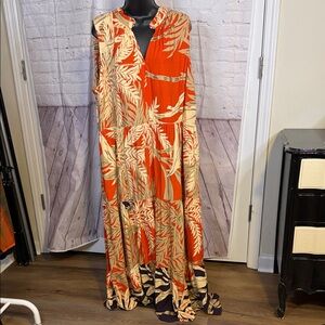 NWT  Vince Camuto Orange and Cream Leaf Print Maxi Dress